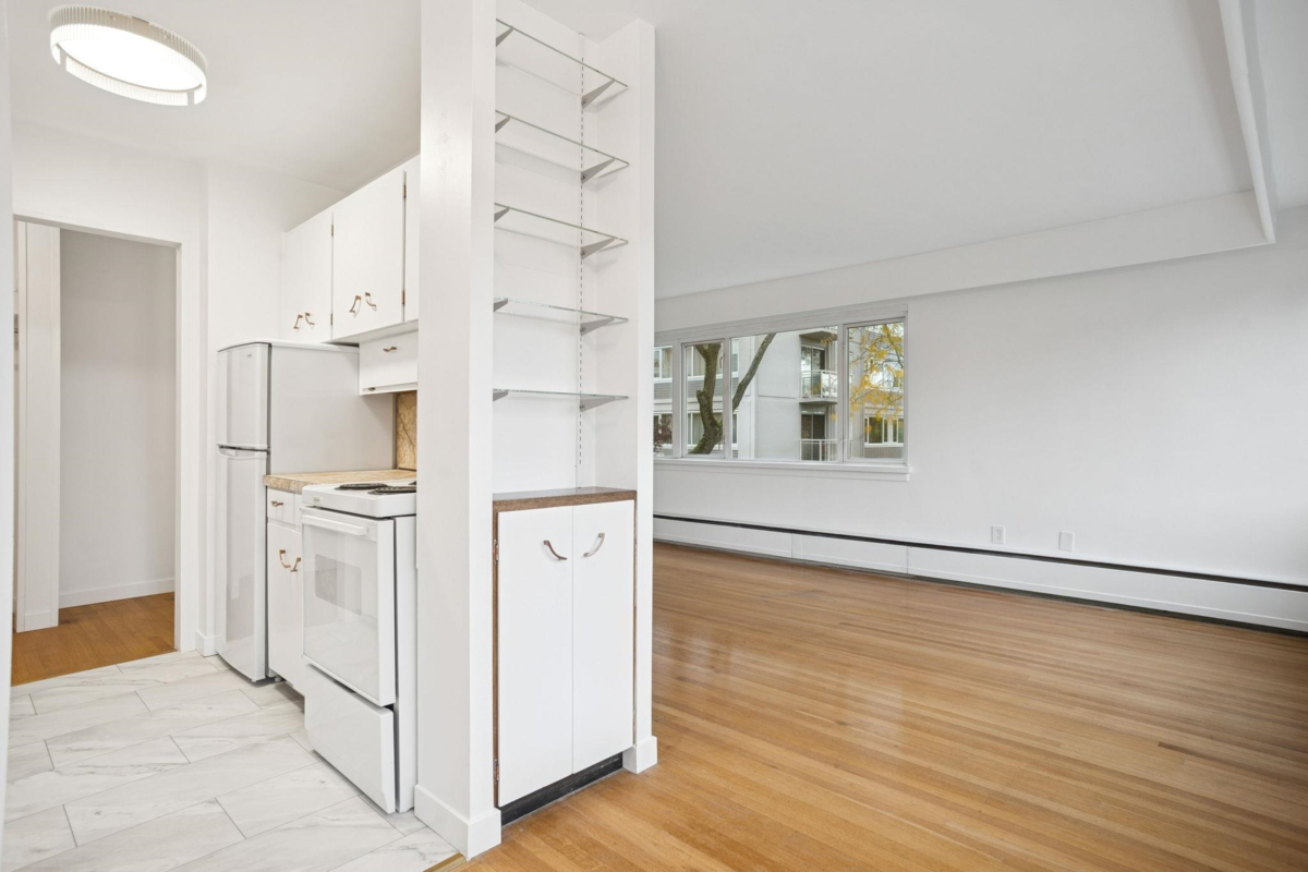 Primary Bedroom Photo of 103 6026 Tisdall Street, Vancouver, BC