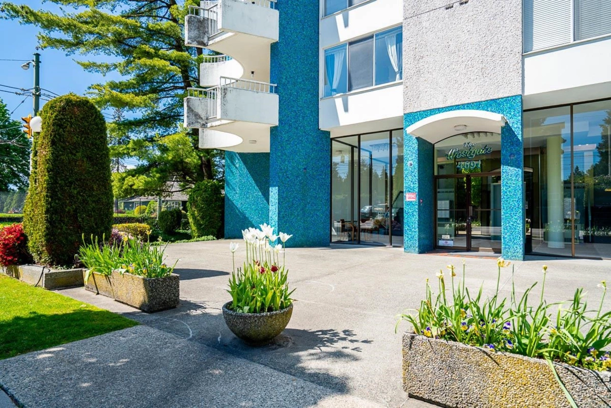 Outdoor Deck Photo of 903 4691 W 10th Avenue, Vancouver, BC