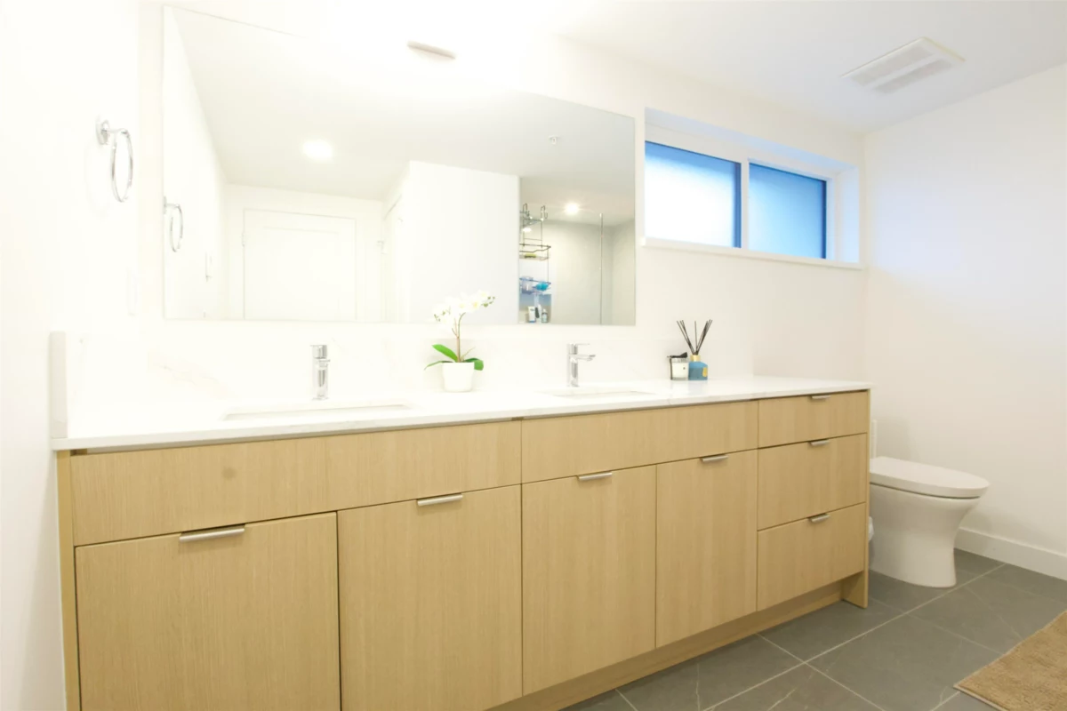 Powder Room Photo of 202 381 Clayton Street, Coquitlam, BC