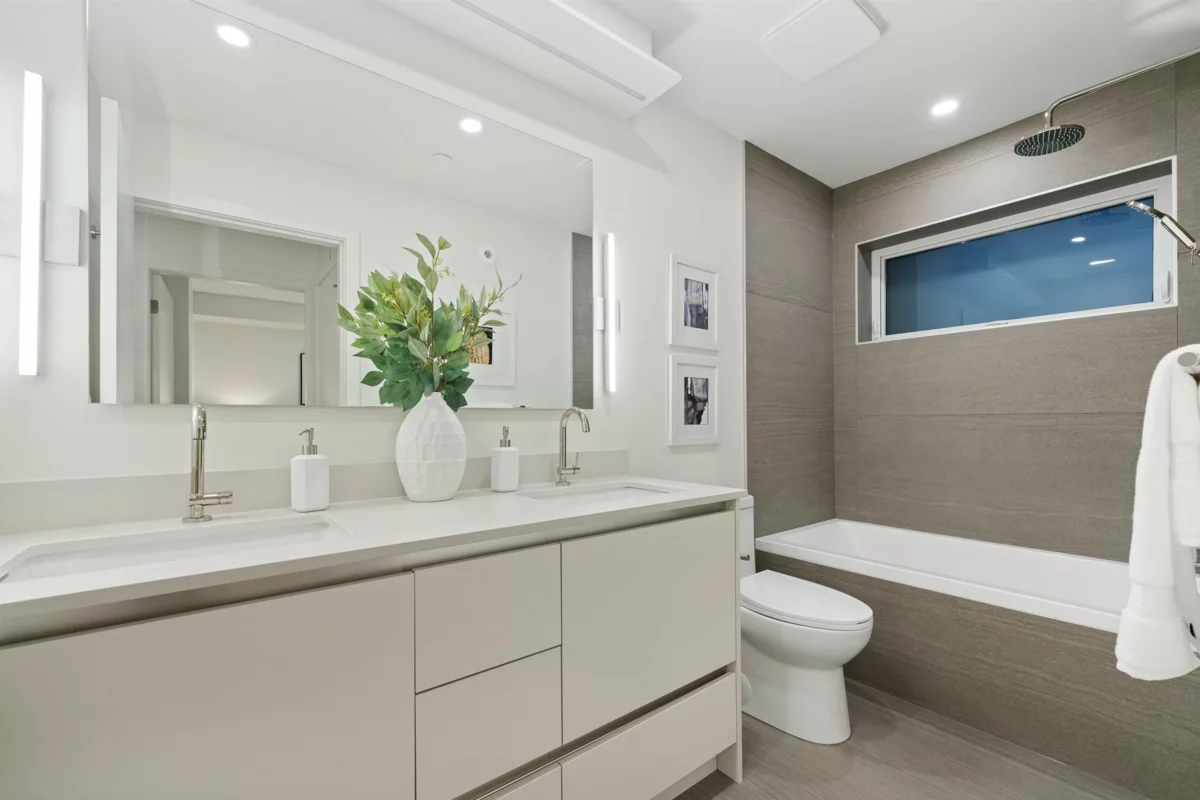 Loft / Bonus Room Photo of 1 1632 E 21st Avenue, Vancouver, BC