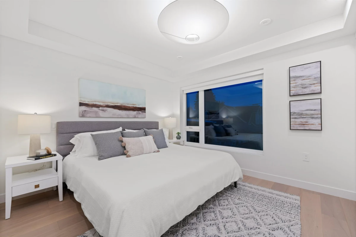 Walk-In Closet Photo of 1 1632 E 21st Avenue, Vancouver, BC