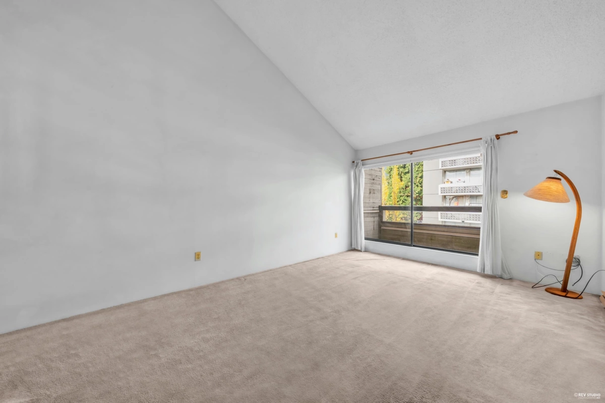 Bedroom 3 Photo of 410 1363 Clyde Avenue, West Vancouver, BC