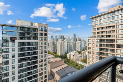 2704 909 Mainland Street, Vancouver, BC, Vancouver — Apartment/Condo for sale