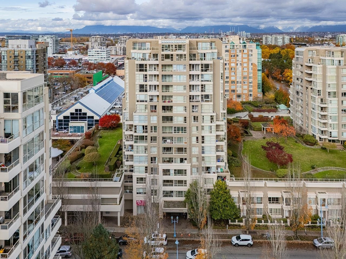 Outdoor Deck Photo of 1503 8297 Saba Road, Richmond, BC