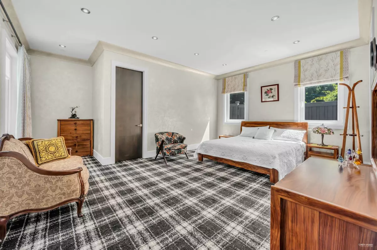 Bedroom 4 Photo of 13657 Marine Drive, White Rock, BC