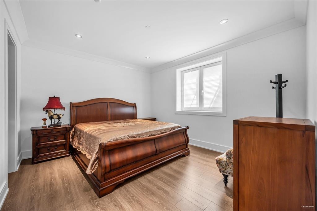 Fitness Center Photo Near 13657 Marine Drive, White Rock, BC