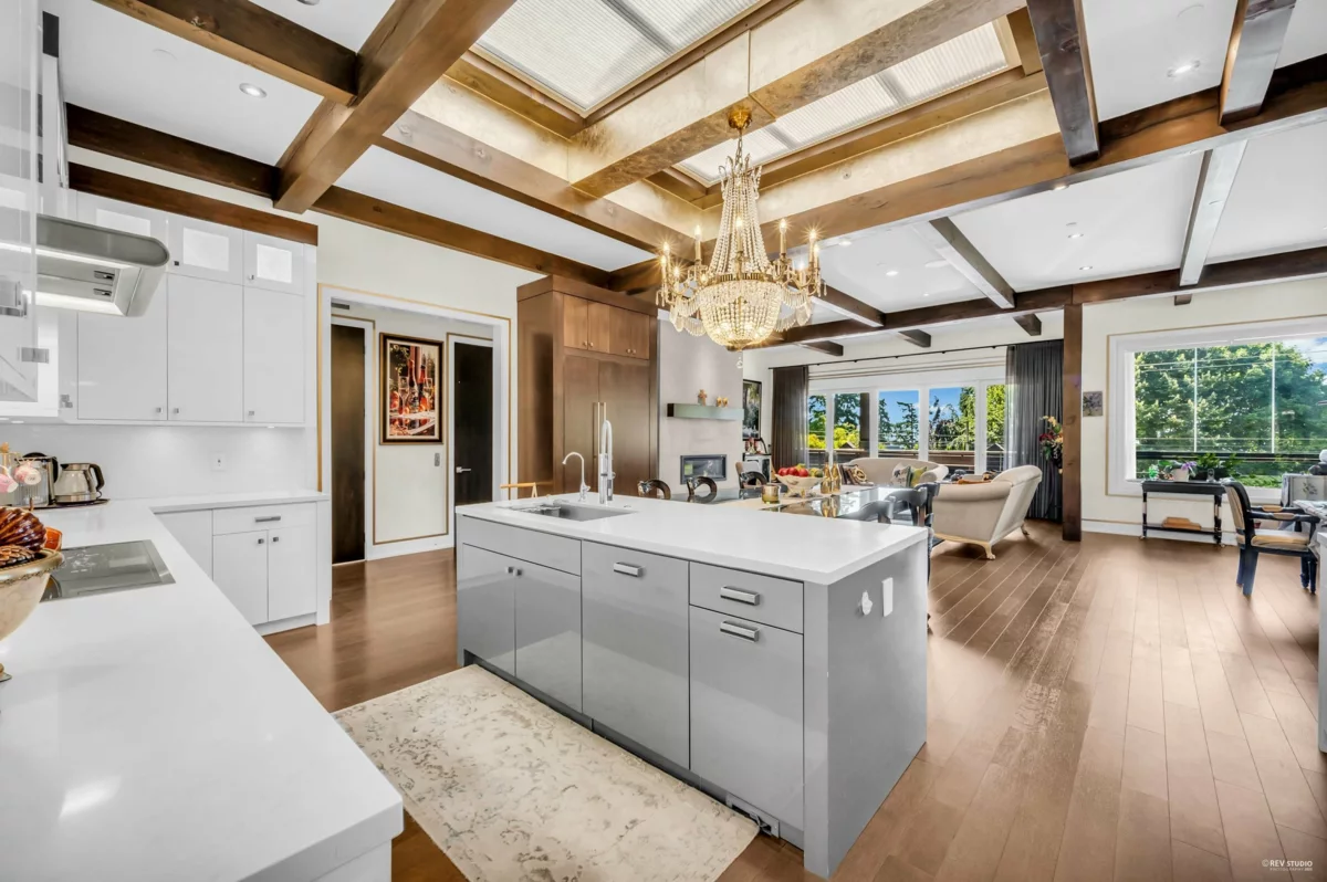 Laundry Room Photo of 13657 Marine Drive, White Rock, BC