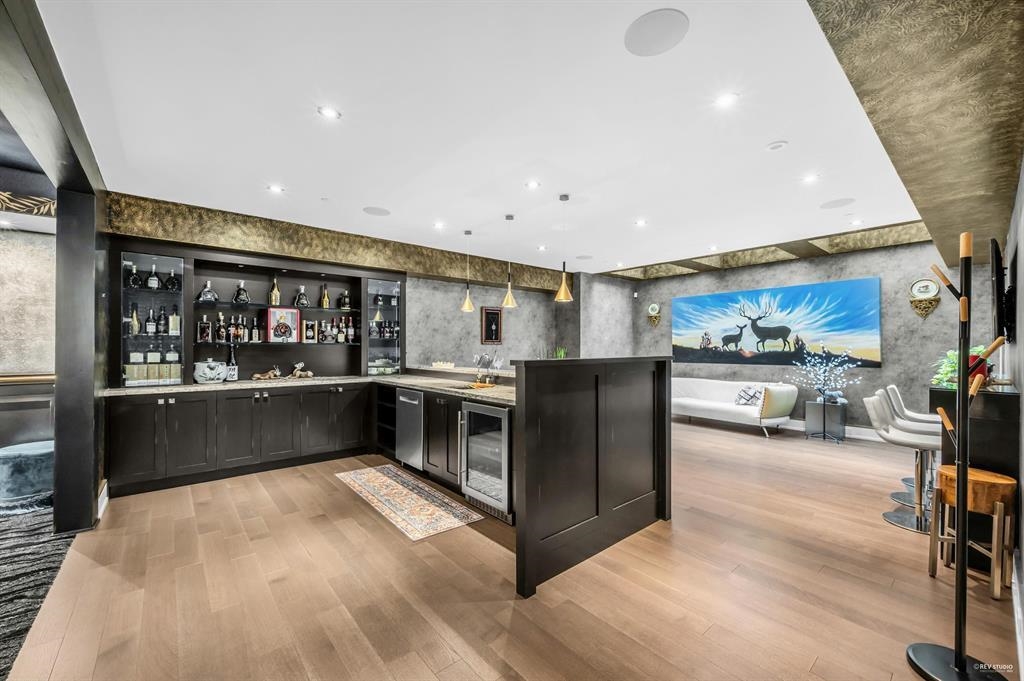 Outdoor Kitchen Photo of 13657 Marine Drive, White Rock, BC