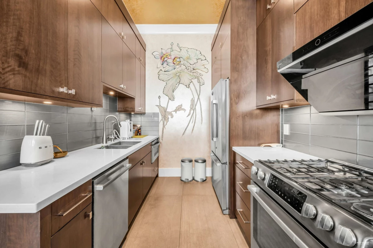 Outdoor Patio Photo of 13657 Marine Drive, White Rock, BC