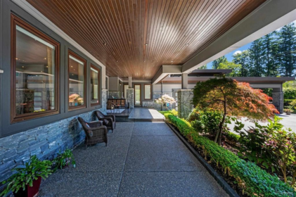 13657 Marine Drive, White Rock, BC, White Rock — Single Family Residence for sale