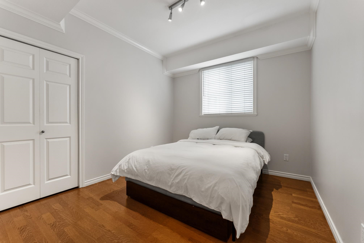 Laundry Room Photo of 3880 Garry Street, Richmond, BC
