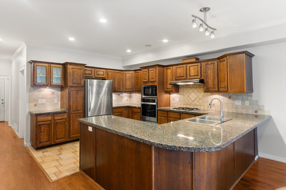 Primary Bedroom Photo of 3880 Garry Street, Richmond, BC