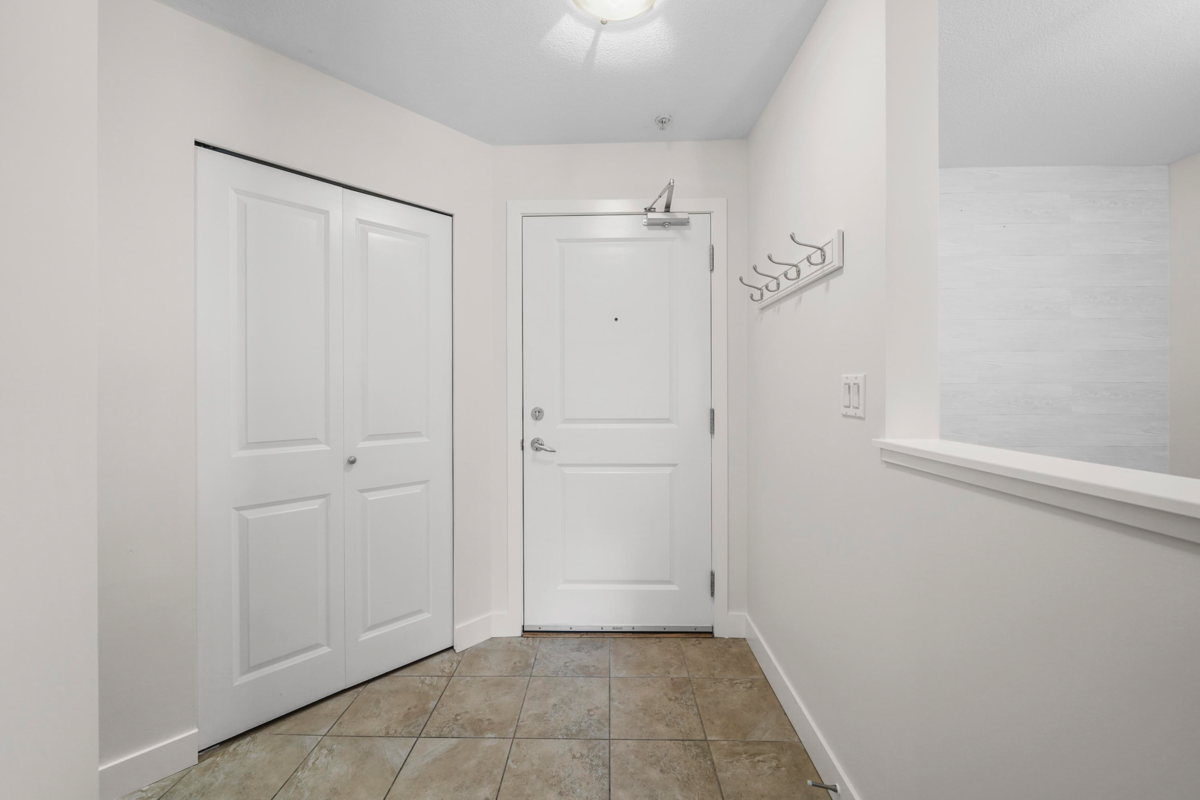 Kitchen Island Photo of 111 12248 224 Street, Maple Ridge, BC