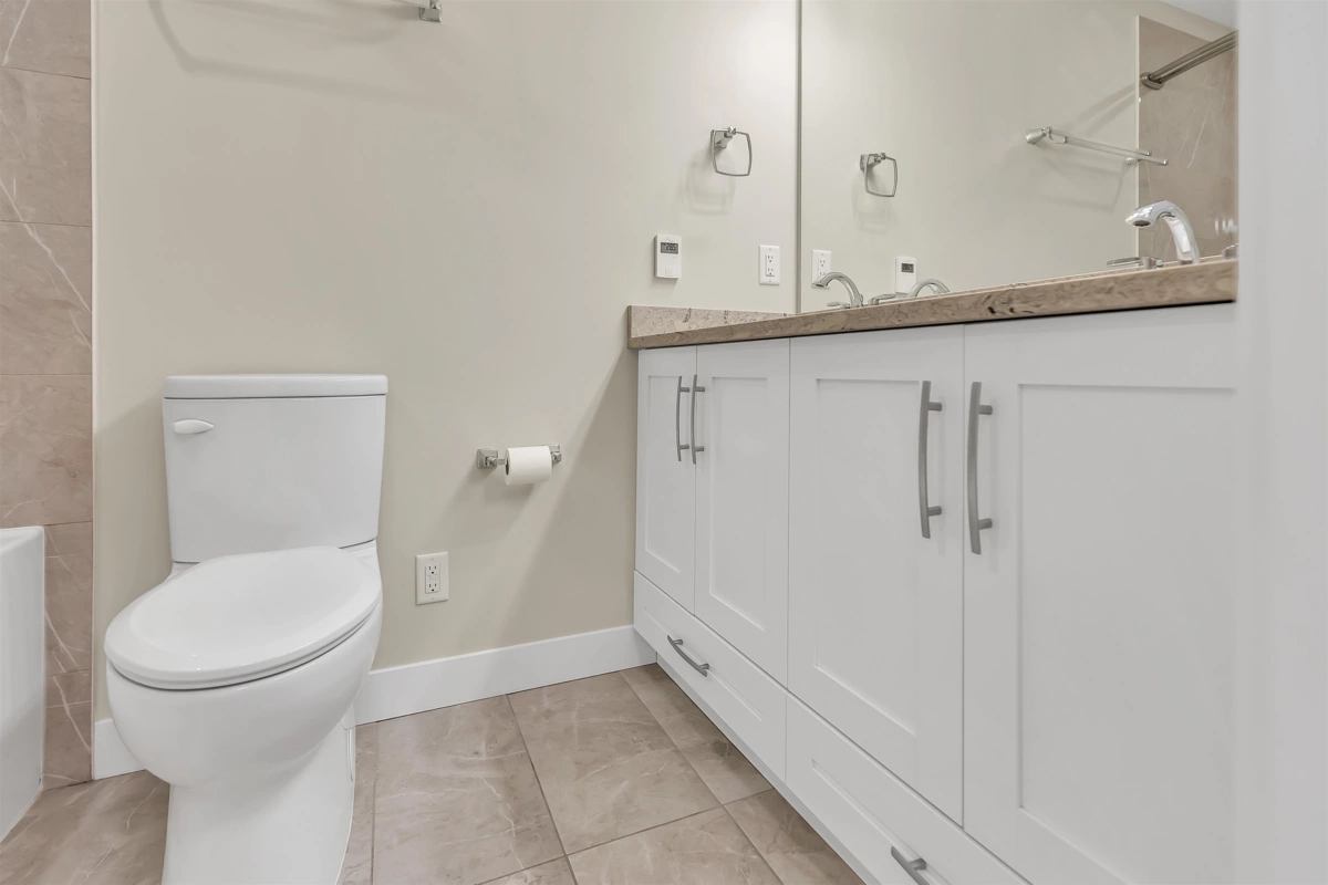 Bedroom 3 Photo of 418 11077 Ravine Road, Surrey, BC