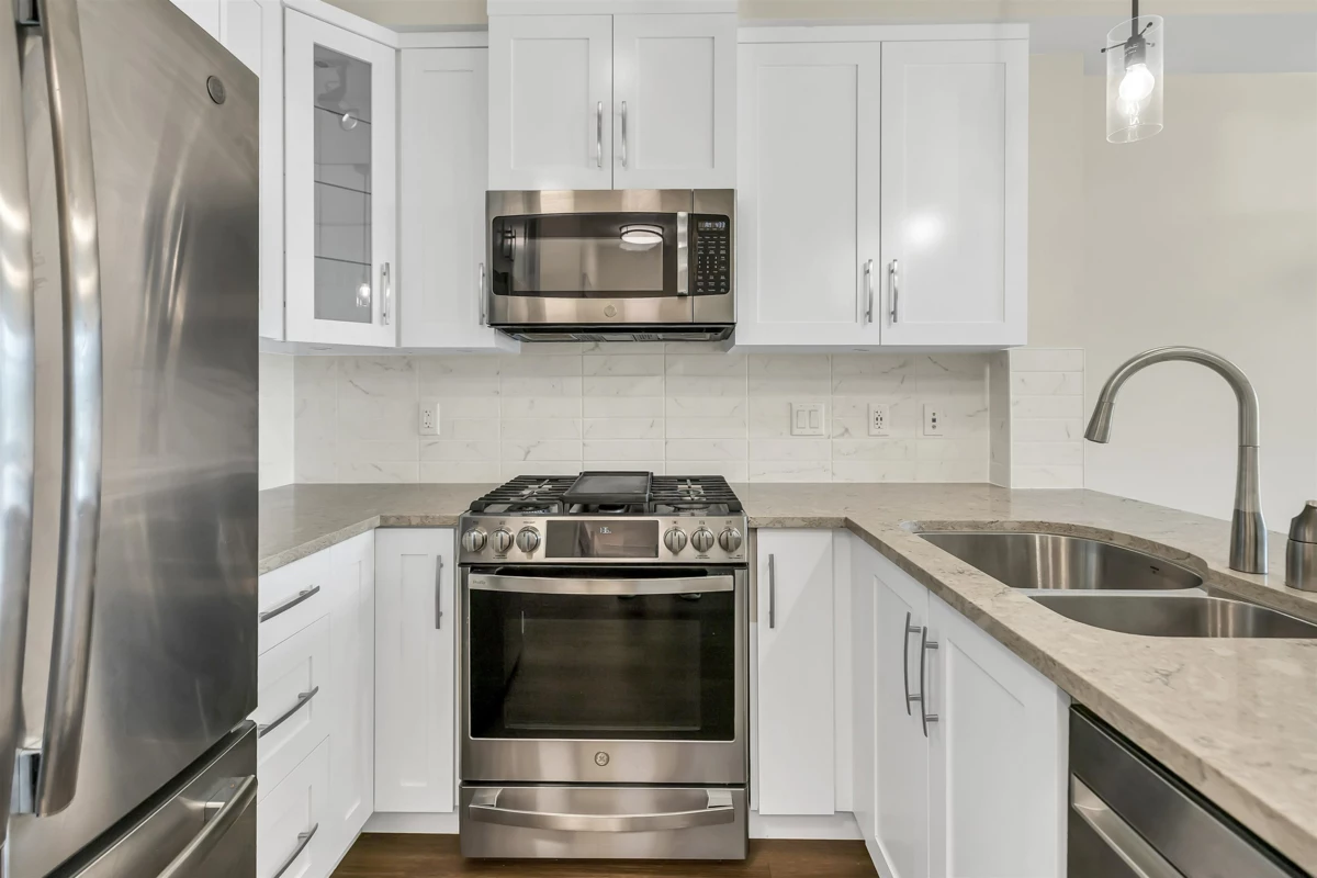 Dining Area Photo of 418 11077 Ravine Road, Surrey, BC