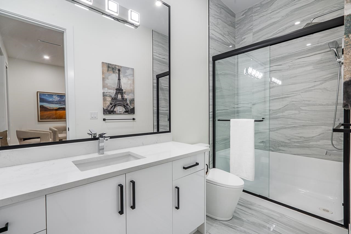 Basement Recreation Room Photo of 16838 106 Avenue, Surrey, BC