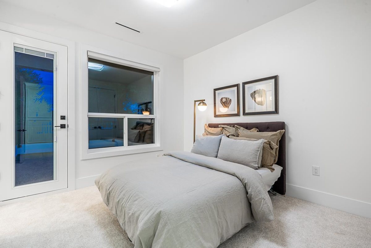 Garden / Landscaping Photo of 16838 106 Avenue, Surrey, BC