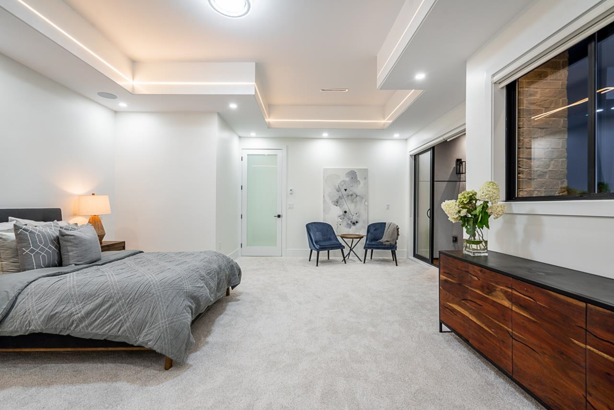 Staircase Photo of 16838 106 Avenue, Surrey, BC