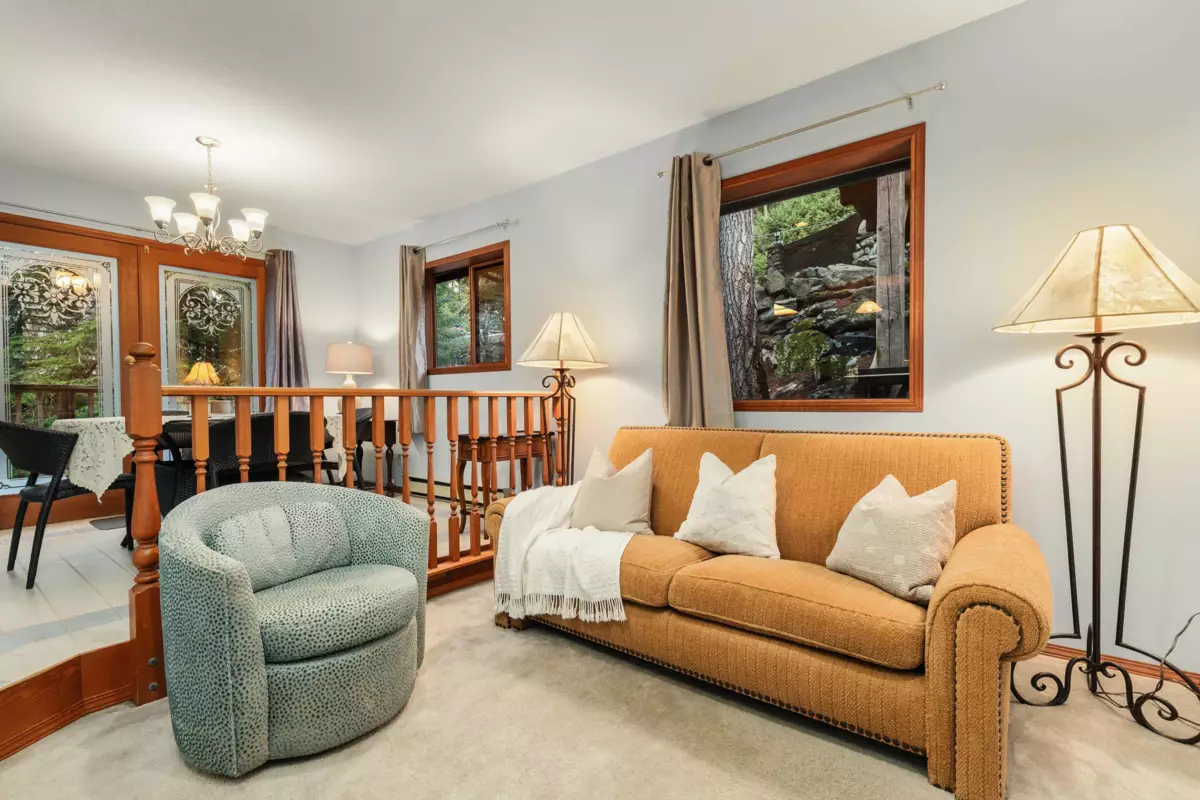 Primary Bathroom Photo of 9249 Pinetree Lane, Whistler, BC