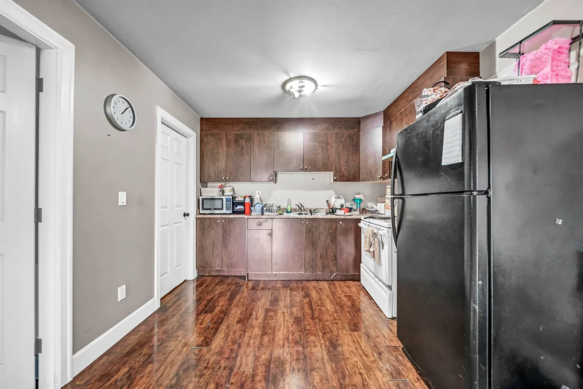 Garage Interior Photo of 12101 84 Avenue, Surrey, BC