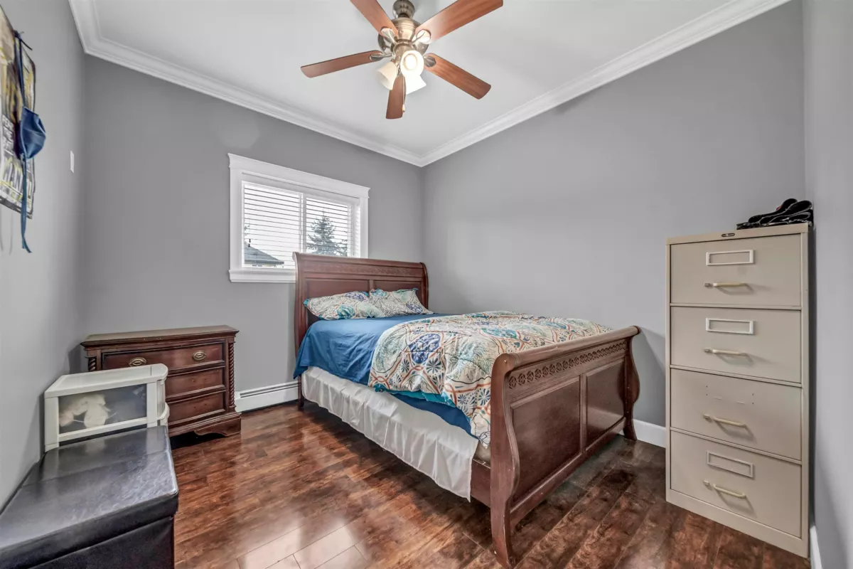 Loft / Bonus Room Photo of 12101 84 Avenue, Surrey, BC