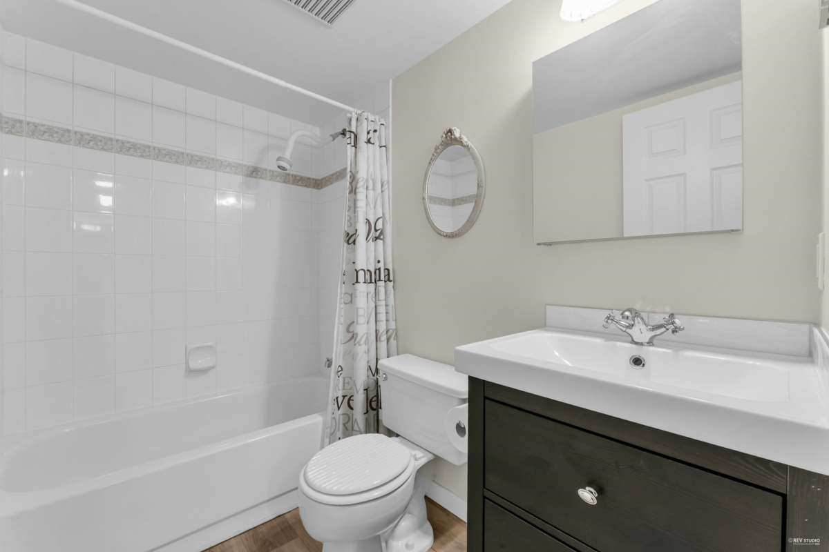 Loft / Bonus Room Photo of 302 4758 53 Street, Delta, BC