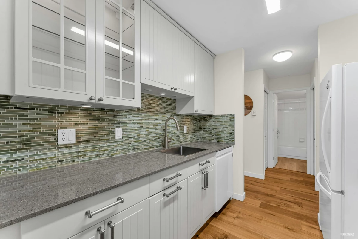 Walk-In Closet Photo of 302 4758 53 Street, Delta, BC