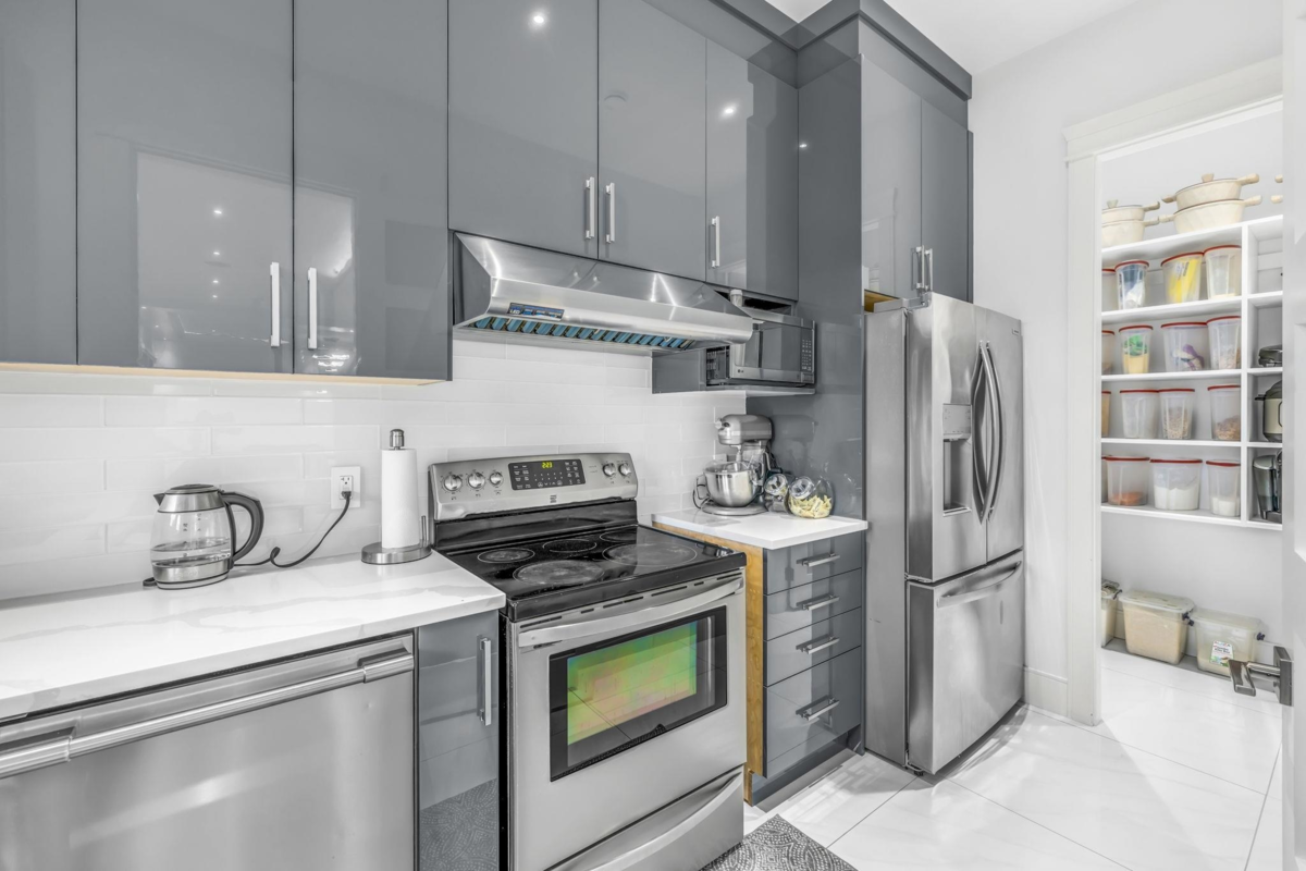 Bedroom 2 Photo of 6595 Dayton Drive, Chilliwack, BC