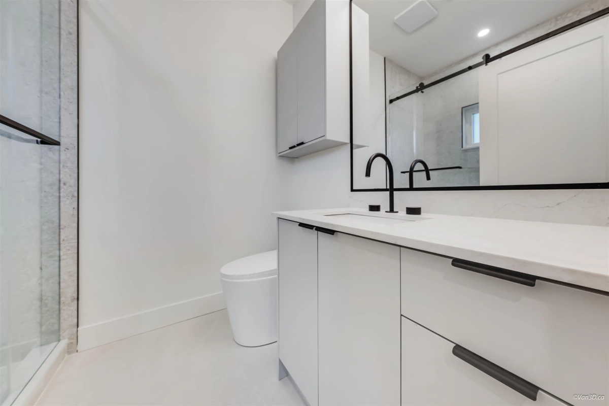 Loft / Bonus Room Photo of 2 4211 Graveley Street, Burnaby, BC