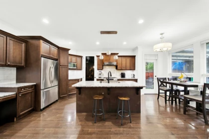 Kitchen Island Photo of 9467 163 Street, Surrey, BC
