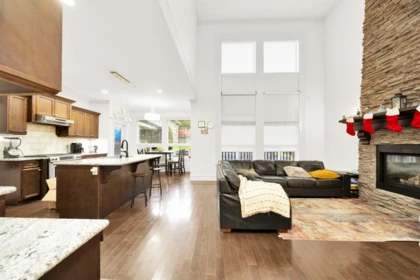 Kitchen Photo of 9467 163 Street, Surrey, BC