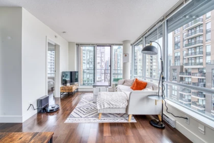 1807 1088 Richards Street, Vancouver, BC, Vancouver — Apartment/Condo for sale