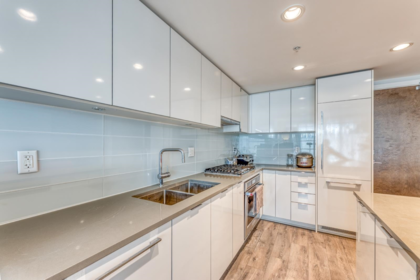 603 2388 Madison Avenue, Burnaby, BC, Burnaby — Apartment/Condo for sale
