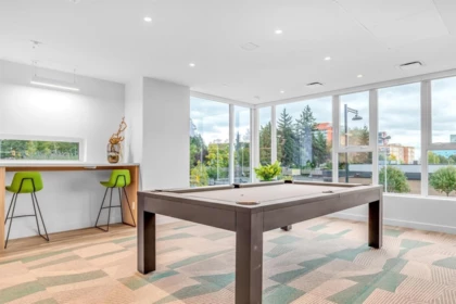 Entry Foyer Photo of 1607 13615 Fraser Highway, Surrey, BC