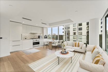 Kitchen Photo of 505 1180 Broughton Street, Vancouver, BC
