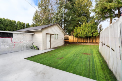 Breakfast Nook Photo of 10785 155a Street, Surrey, BC