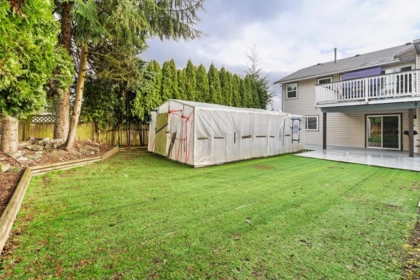 Kitchen Island Photo of 10785 155a Street, Surrey, BC