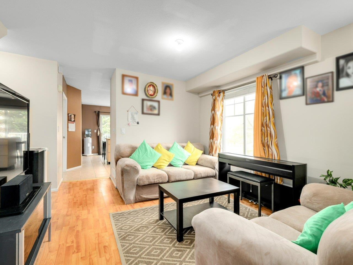 Family Room Photo of 96 12110 75a Avenue, Surrey, BC