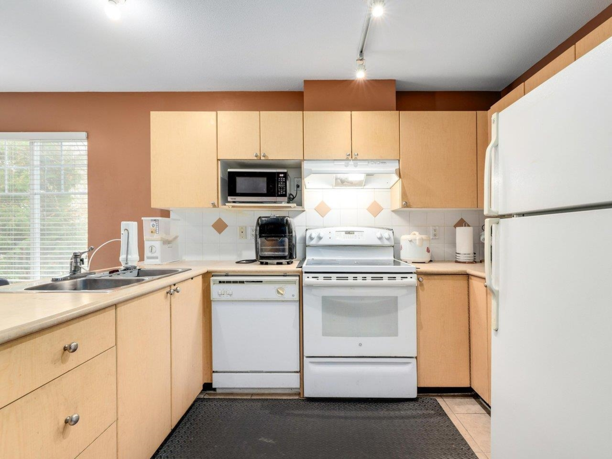 Pantry Photo of 96 12110 75a Avenue, Surrey, BC