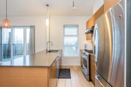 305 215 Brookes Street, New Westminster, BC, New Westminster — Apartment/Condo for sale