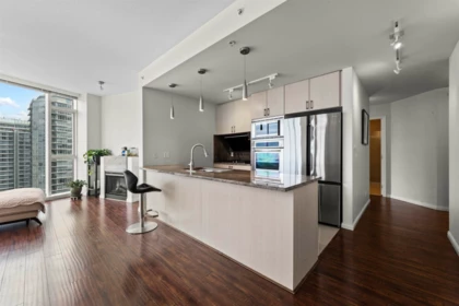Breakfast Nook Photo of 1705 1211 Melville Street, Vancouver, BC