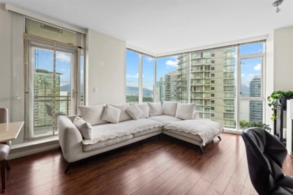 1705 1211 Melville Street, Vancouver, BC