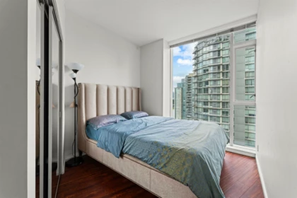 Office / Den Photo of 1705 1211 Melville Street, Vancouver, BC