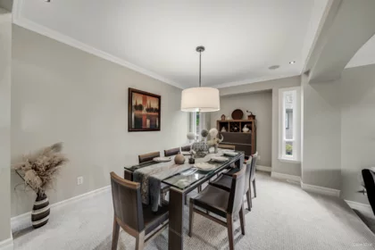 Breakfast Nook Photo of 15828 Somerset Place, Surrey, BC
