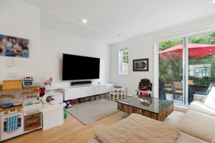 Breakfast Nook Photo of 65 15588 32 Avenue, Surrey, BC