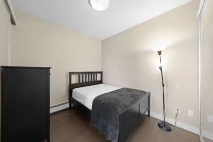 Bedroom 3 Photo of 707 9025 Highland Court, Burnaby, BC