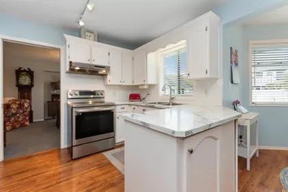 Kitchen Photo of 6695 Beaufort Road, Chilliwack, BC