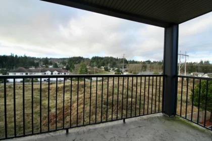 308 5631 Inlet Avenue, Sechelt, BC, Sechelt — Apartment/Condo for sale