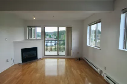 308 5631 Inlet Avenue, Sechelt, BC, Sechelt — Apartment/Condo for sale