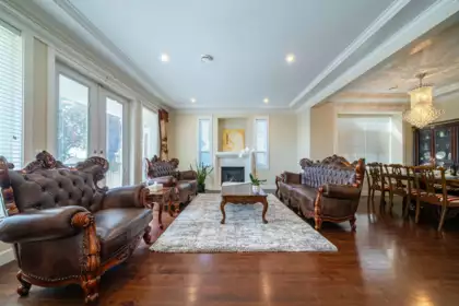 5511 Mckee Street, Burnaby, BC